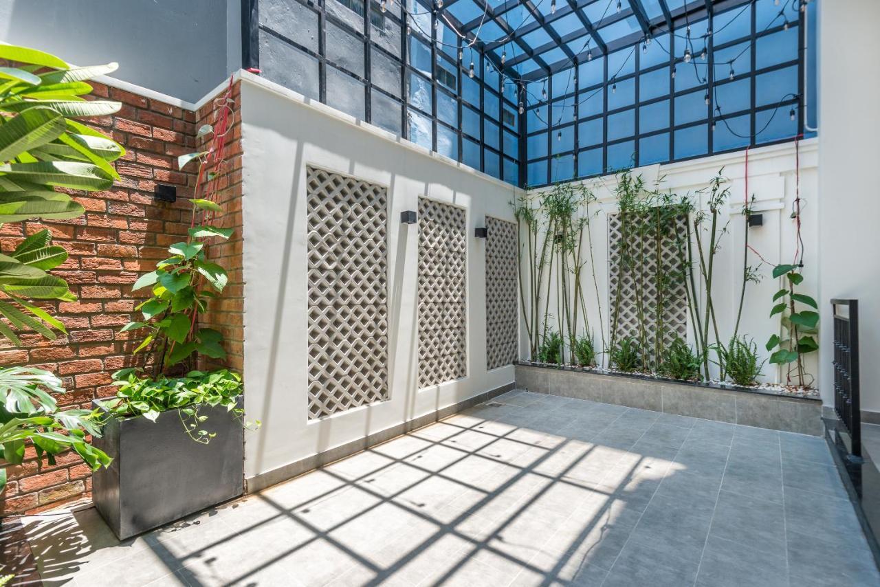 Cozrum Homes The Gallery Residence Ciudad Ho Chi Minh  Exterior foto